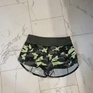 Lulu shorts - never worn